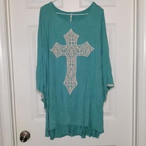 Boutique 3x Cross top